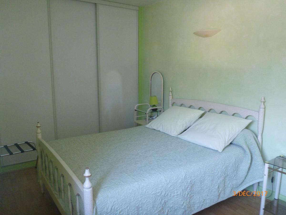 Logis Hotel Les Tilleuls Saint-Cirgues-de-Jordanne Экстерьер фото