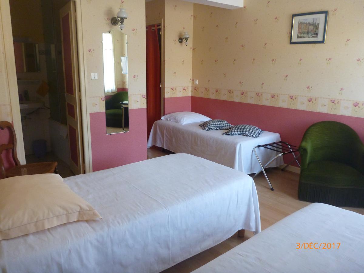 Logis Hotel Les Tilleuls Saint-Cirgues-de-Jordanne Экстерьер фото